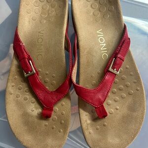 Vionic Women's Red Sandals
